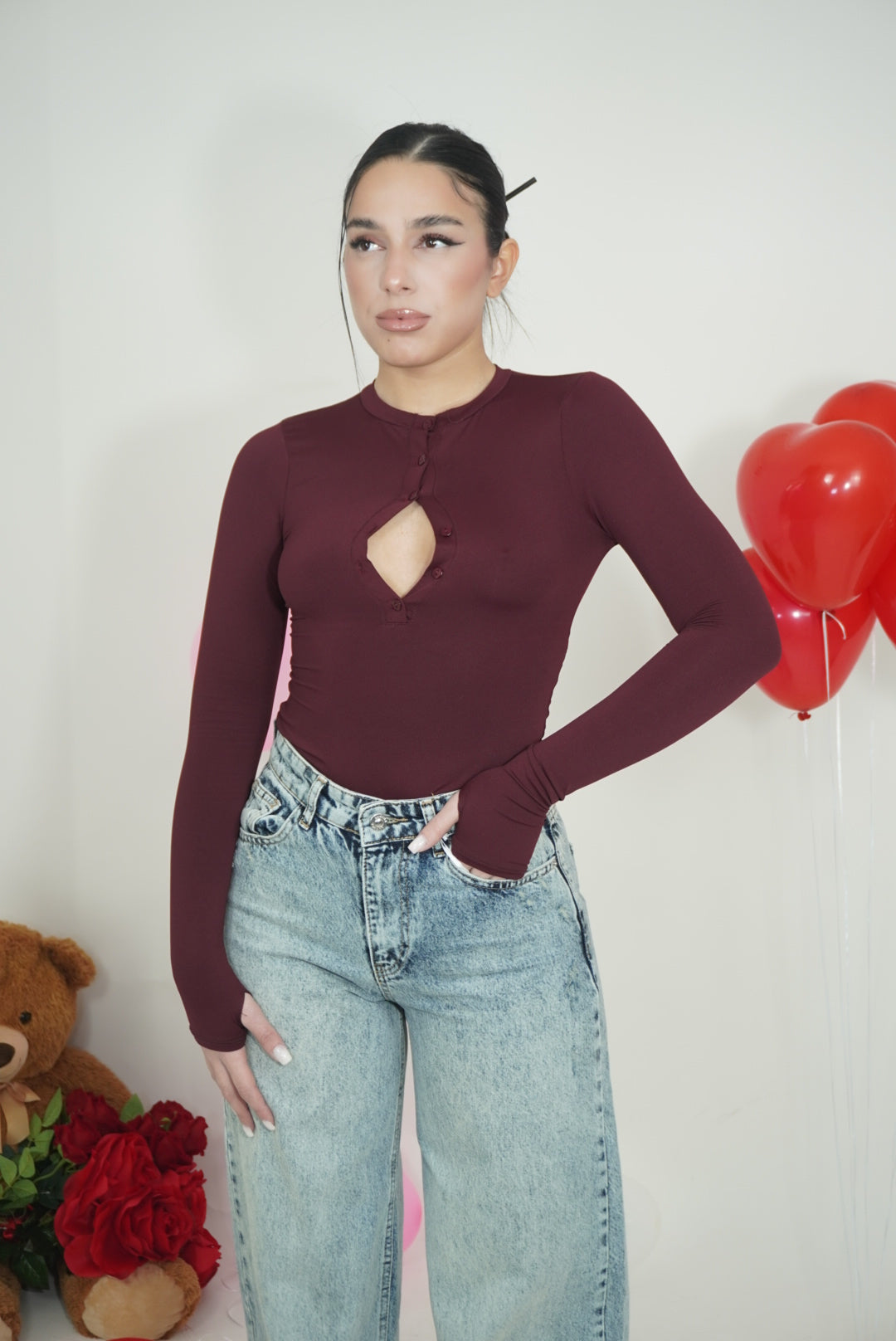 MAGLIA SLIM CON BOTTONCINO