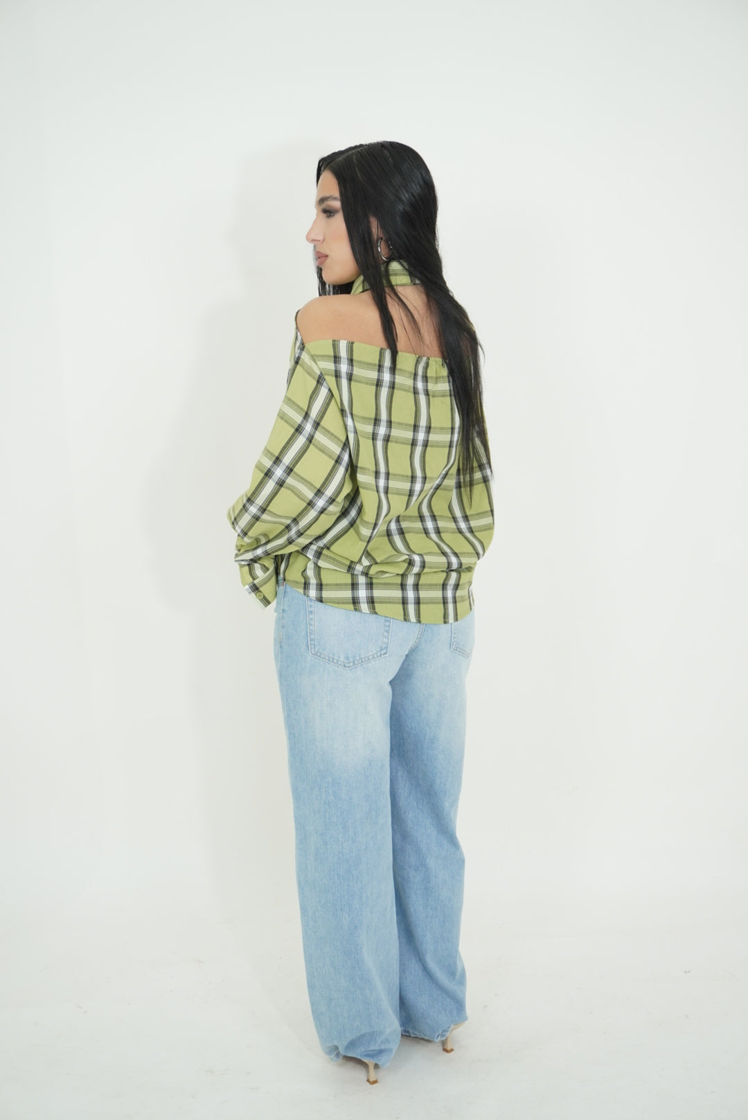 CAMICIA A QUADRI CON SPALLE SCOPERTE