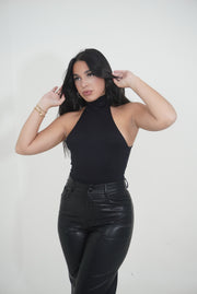 BODY CON COLLETTO