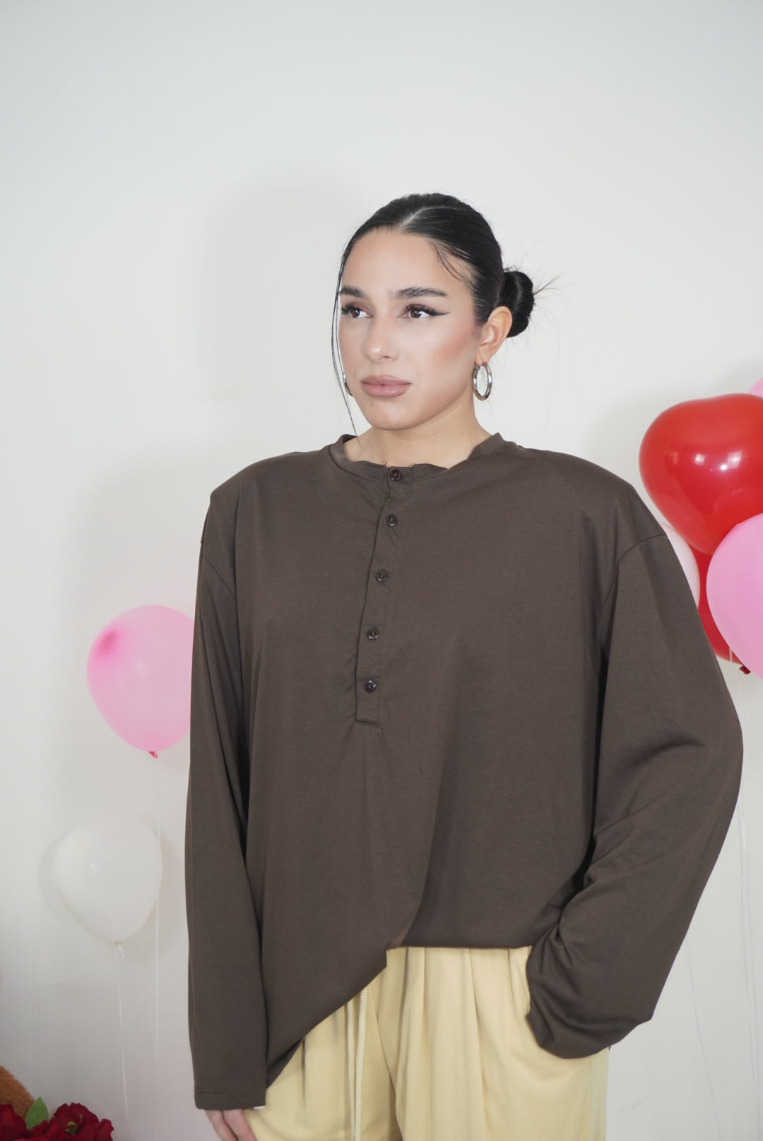 MAGLIA OVER CON BOTTONCINO