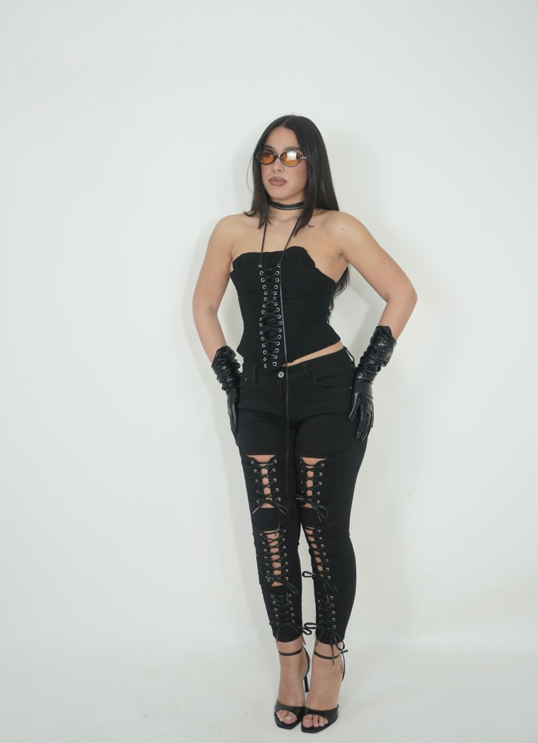 CORPETTO CON LACCETTI