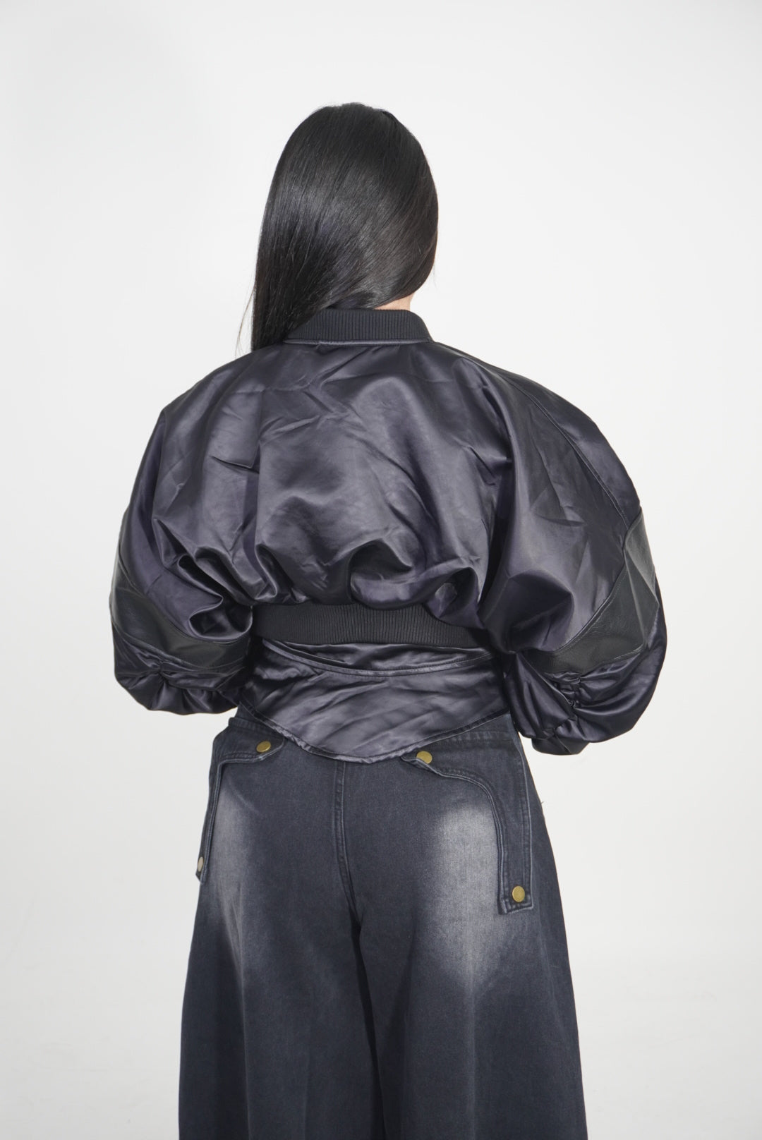 BOMBER BLACK