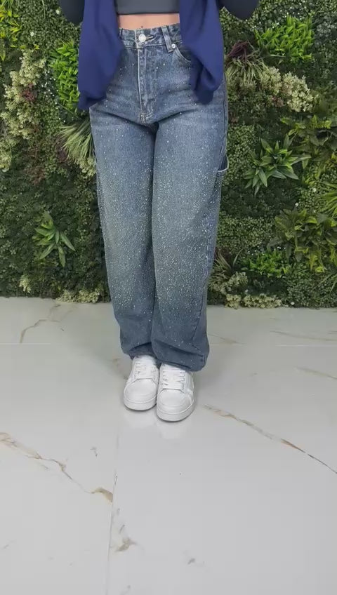 Carica video: CHIC Jeans